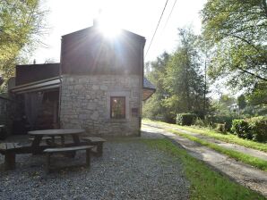 Charmantes Ferienhaus in Les Avins an einem Bach gelegen - Havelange - image1