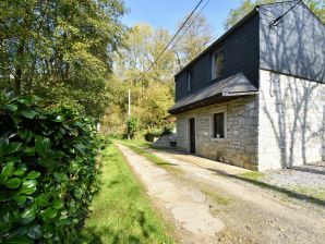 Charmantes Ferienhaus in Les Avins an einem Bach gelegen - Havelange - image1