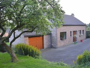 Moderna casa de vacaciones con chimenea - Stavelot - image1