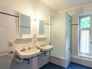 Cottage Sainte-Ode Features 10