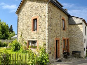 Holiday house Vintage Cottage with Shared Garden in Paliseul - Paliseul - image1