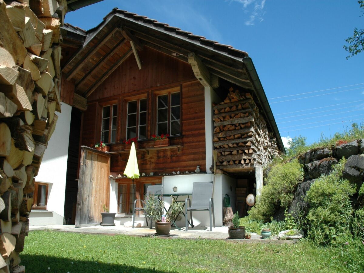 Ferienhaus Frutigen Außenaufnahme 5