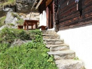 Schönes Chalet in Binn mit Parkmöglichkeit - Binn - image1