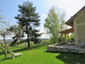 Holiday house Comfortable Holiday Home in Milire with Forest Nearby - Lesná u Tachova - image1