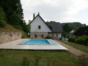 Apartment Moderne Ferienwohnung mit Swimmingpool in Vidochov - Stupna - image1