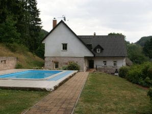 Apartment Moderne Ferienwohnung mit Swimmingpool in Vidochov - Stupna - image1