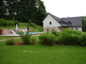 Apartment Moderne Ferienwohnung mit Swimmingpool in Vidochov - Stupna - image1