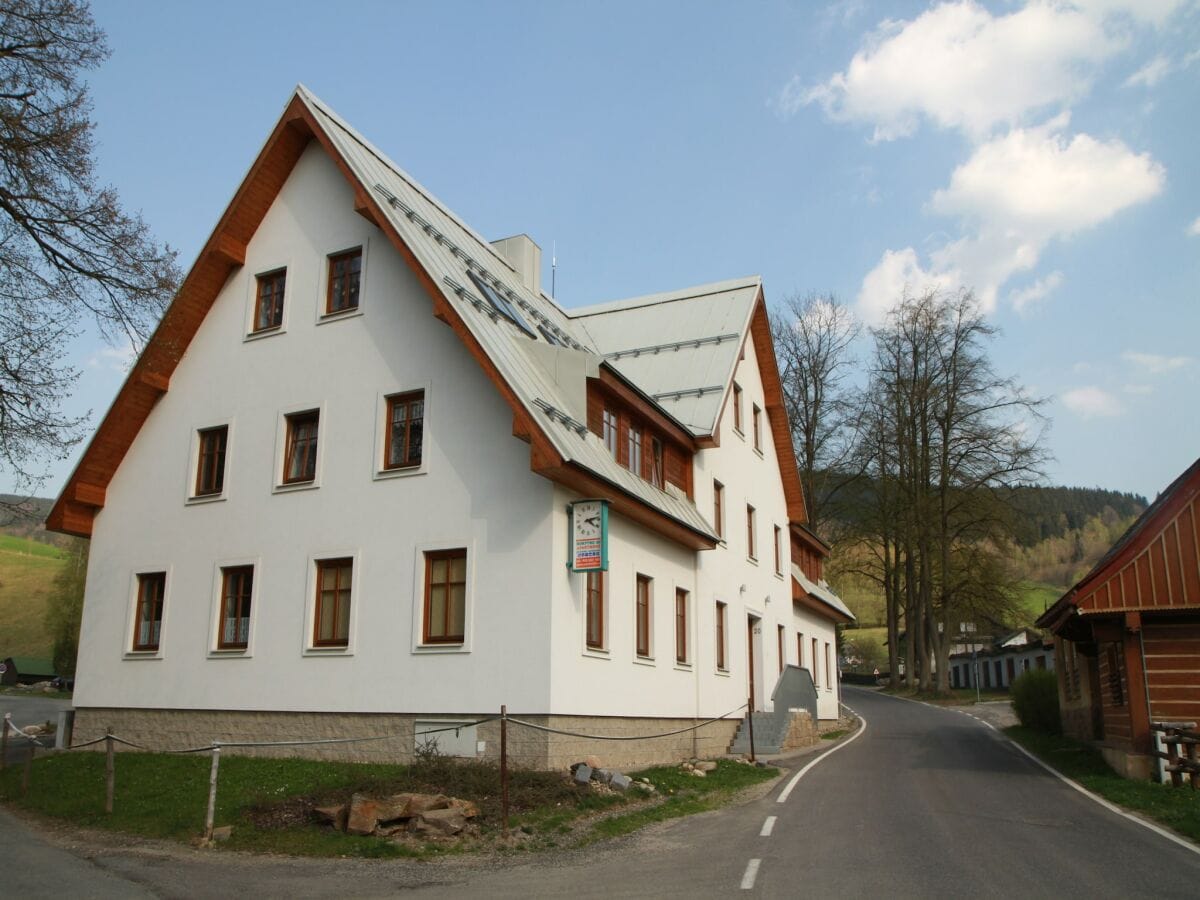 Apartment Rokytnice nad Jizerou Außenaufnahme 3