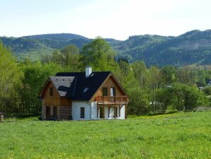 Holiday house Cosy holiday home with sauna and unique view - Bozanov - image1