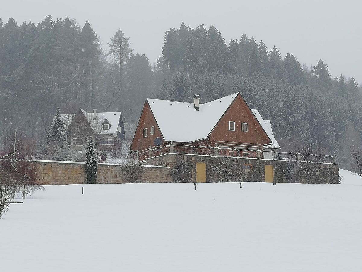 Villa Stupna Outdoor Recording 1