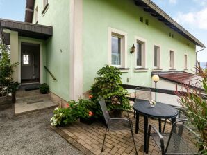 Apartment in Lichtenhain with mountain views - Lichtenhain - image1