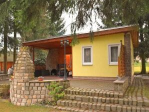 Vakantiehuis Leuke bungalow in Trieb met barbecue - Bergen in Vogtland - image1