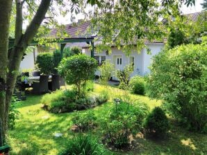 Holiday house Spacious Holiday Home in Sommerfeld near Lake - Kremmen - image1