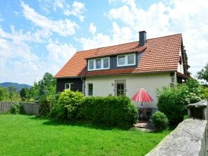 Vakantiehuis in Stormbruch met terras - Wijk Waldeck-Frankenberg (Sauerland) - image1