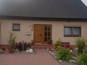 Apartment Holiday home with garden in Neumagen-Dhron - Middle Moselle - image1