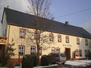 Apartment Charmante Ferienwohnung in Morbach mit Terrasse - Deuselbach - image1