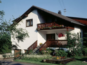 Ferienwohnung im Gästehaus "Marlies"