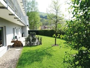 Ferienhaus Ferienwohnung mit Balkon im Naturpark im Felsenland Südeifel - Bollendorf - image1