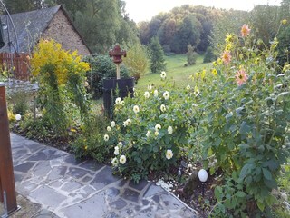 Apartment Dünfus Außenaufnahme 6