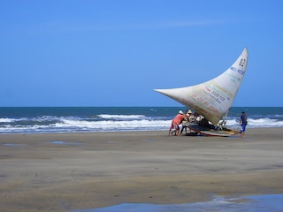 Strand mit Jangada