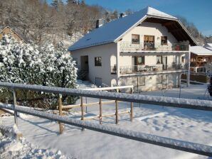 Sonniges Landhaus mit eigener Terrasse in Lirstal - Lirstal - image1