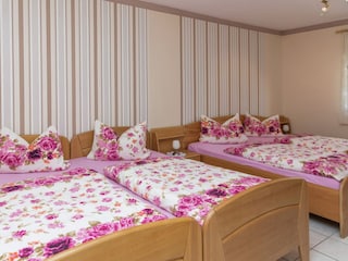 Cottage Lirstal Features 27