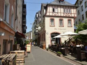 Ruim appartement in Zell met een overdekt terras - Zell Moezel - image1