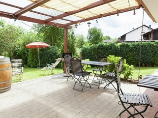 Apartment Reil Outdoor Recording 6
