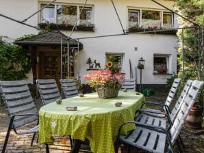 Apartamento Alojamiento vacacional luminoso en Menkhausen (Sauerland), cerca de una estación de esquí - eslohe - image1