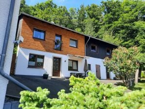 Holiday house Ferienhaus in Medebach mit Balkon - Korbach - image1