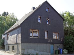 Gemütliches Apartment in Medebach mit Terrasse - Korbach - image1