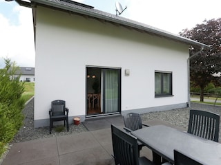 Villa Medebach Outdoor Recording 10