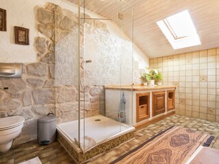 Farmhouse Urspring Features 15