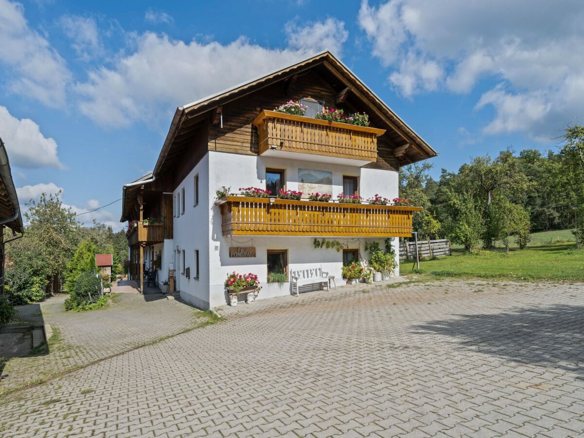 Farmhouse Neukirchen beim Heiligen Blut Outdoor Recording 1