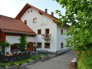 Appartement Vakantiewoning met panoramisch uitzicht en comfort van wellness - Hauzenberg - image1