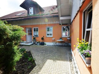 Appartement Büchlberg Buitenaudio-opname 5