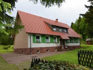 Rustig gelegen appartement in het Thüringer Woud met tuin - Westelijke Rennsteig - image1