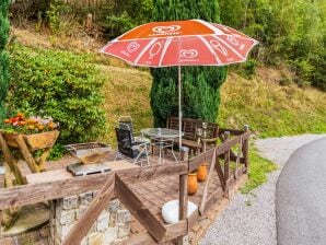 Appartement avec forêt à Goldisthal en Thuringe - Maison de chat - image1