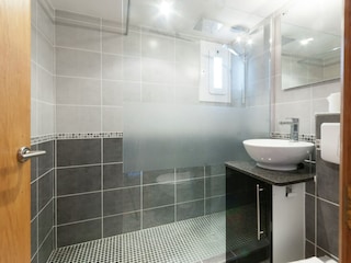 Apartment L'Escala Features 20