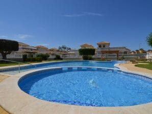 Modernes Ferienhaus in Valencia mit Schwimmbad - Los Montesinos - image1