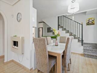 Holiday house Los Montesinos Features 23