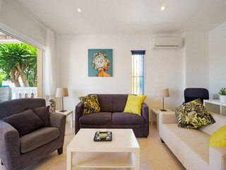 Villa Benijofar Features 24
