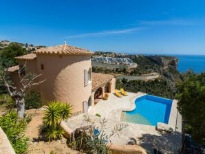 Villa Mooie vakantiewoning 6p met infinity pool , fenomenaal uitzicht op zee - Moraira - image1