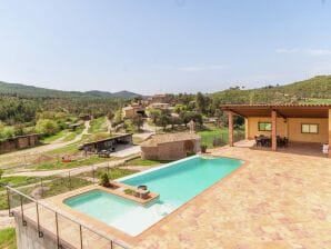 Casa rural Espaciosa mansión en Cataluña con Piscina - Cardona - image1