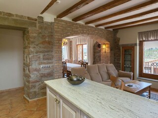 Cottage Cardona Features 12