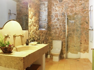 Cottage Navata Features 32