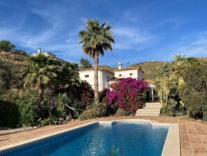 Luxuriöse Villa in Arenas mit Swimmingpool - Vélez-Málaga - image1