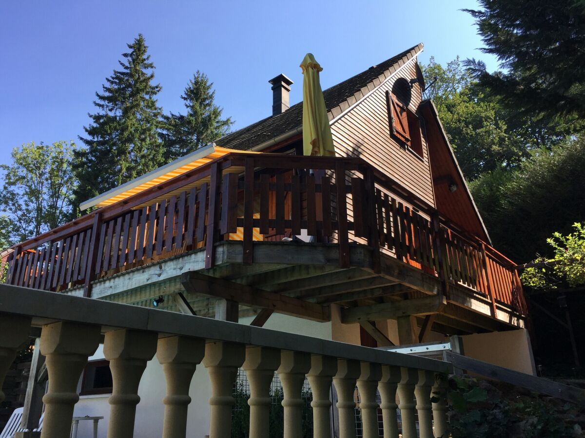 Holiday house Beaulieu (Cantal) Outdoor Recording 1