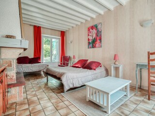 Farmhouse Boncourt Features 16