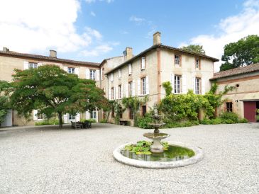 Schloss Château de Montadet